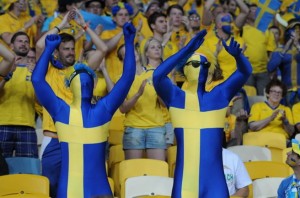 Swedish_football_supporters_20120611